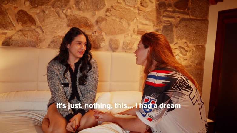 MinGalilea: Straight Friend Becomes a Lesbian After She Confesses Her Fantasy...