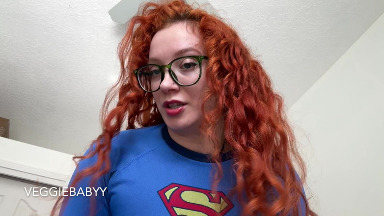 Veggiebabyy: Wielbienie tyłka evil supergirl, obciąganie, ustalanie i twarzy dla bezsilnego...