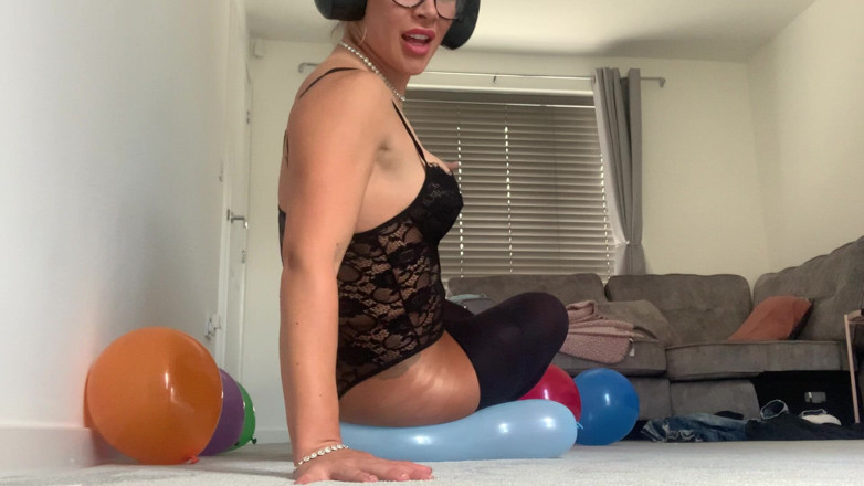 CALLIE ROKS: Balon Popping, ulei, tocuri, ciorapi, ciorapi, tanga