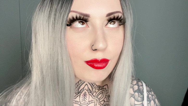 Miss Valentina: Wank přes můj Ahegao obličej