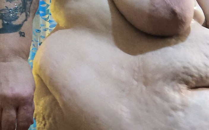 HerculesnVENUS: Memompa memek pinky si cewek jalang ini dengan tautan yang...