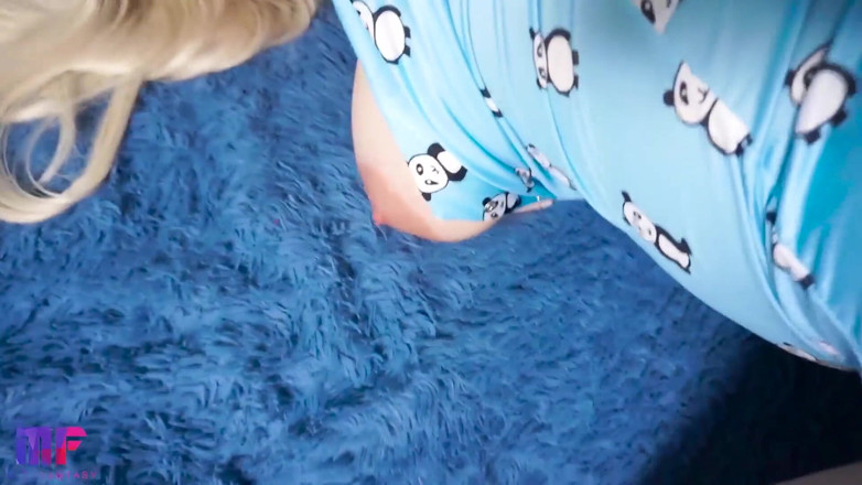 Miss Fantasy: Cutie in jumpsuit passionately sucks cock and fucks