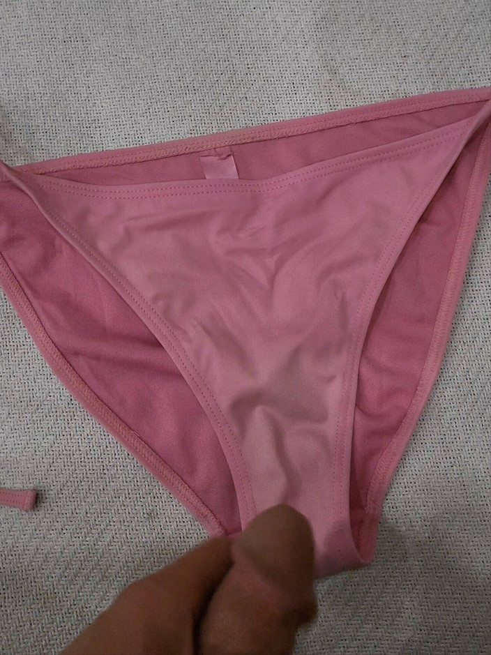 Michael Moore: 射在继妹肮脏的比基尼上