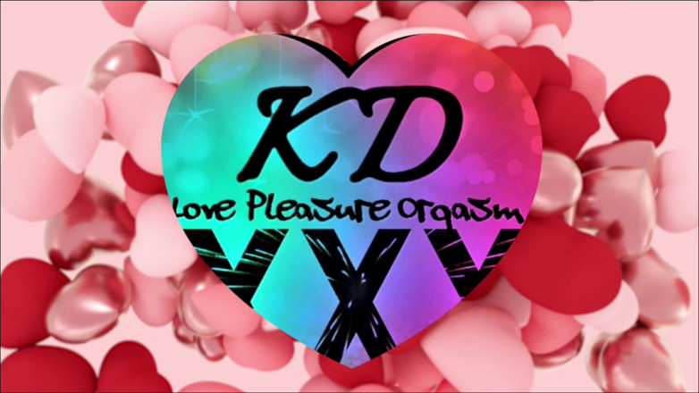 Dominixxx: Kelly and Her Pulsating Pussy in a Moment of Love...