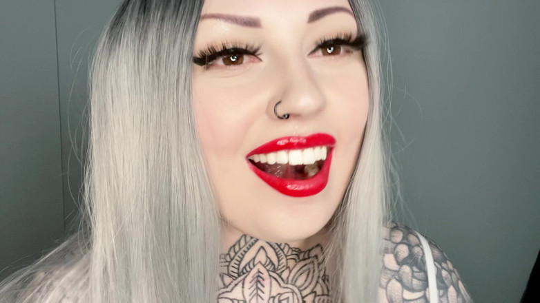 Miss Valentina: Wank na moją twarz Ahegao