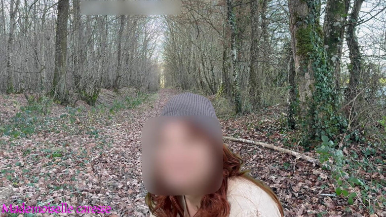 mademoisellecaresse: Sug un străin în pădure, domnișoară Mângâieri