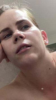 美丽热辣的打屁股和惩罚熟女anna