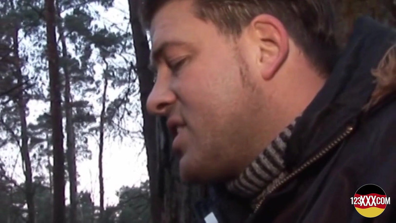 123XXX - Fucked Amateurs in Germany!: Těší se z toho, že ji venku šuká