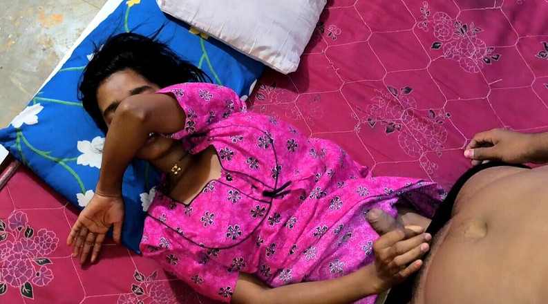 Premi pooja: Awek yang bekerja di padang pergi ke bilik dengan bosnya...