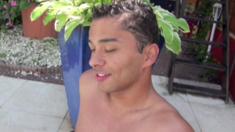Crunch Boy: Gemene latino heterosexuale se fut cu un homosexual lângă piscină