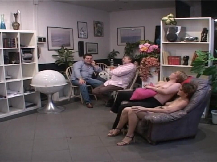 XTime Vod: Partouze à la maison