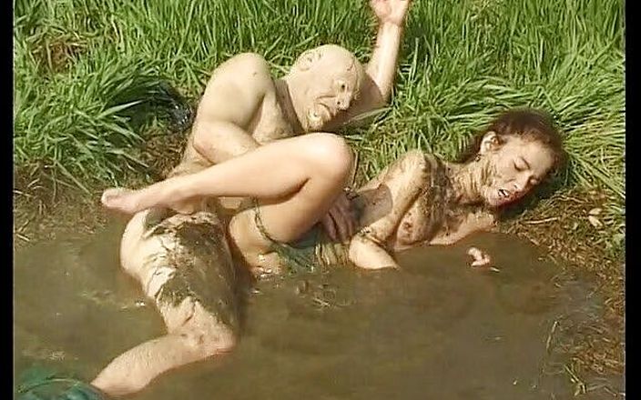 Horny Two really wet MILFs: Brunette babe with amazing butt gets fucked in the mudd...