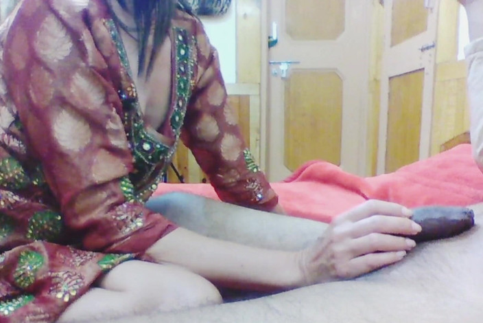 Bolly Karma: 義理の妹からの操作と誘惑