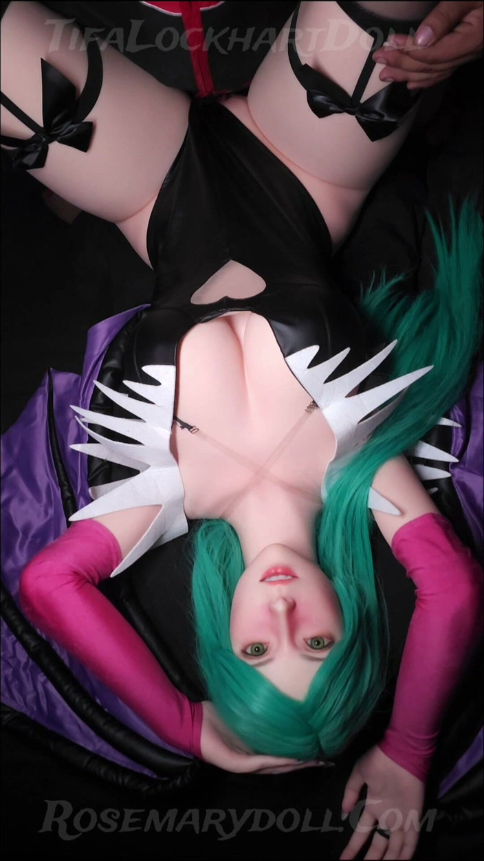 Tifa Lockhart doll: Aerith X Morrigan Darkstaklers Cosplay
