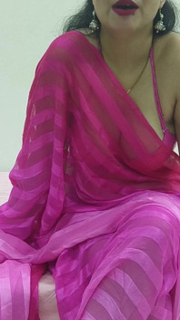 Pizdă strâmtă Desi Bhabhi în sari futută tare de Devar în audio hindi