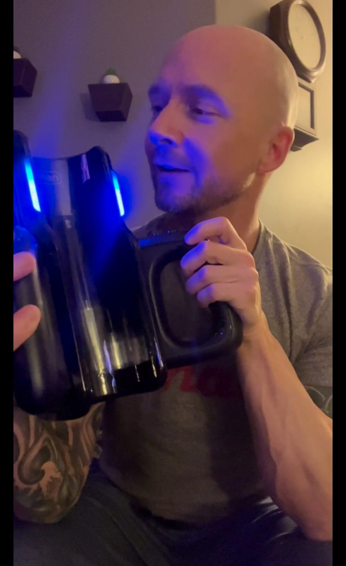 BullBossJosh: Unpacking Masturbator and Shooting a Big Load