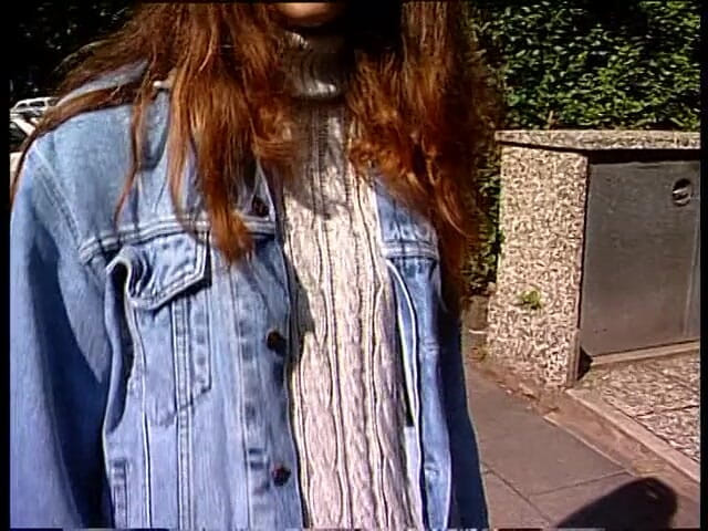 Lucky Cooch: Brunette german beauty gives an outdoor interview