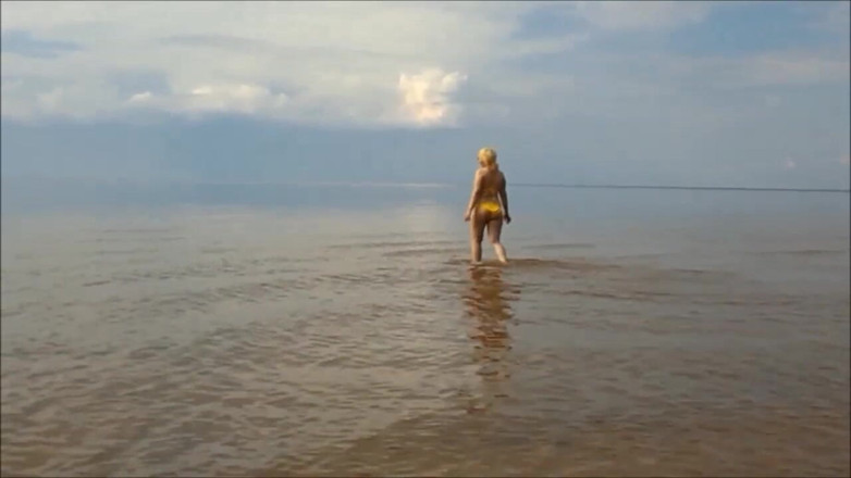 RedRoseRus: Bikinili plaj 2