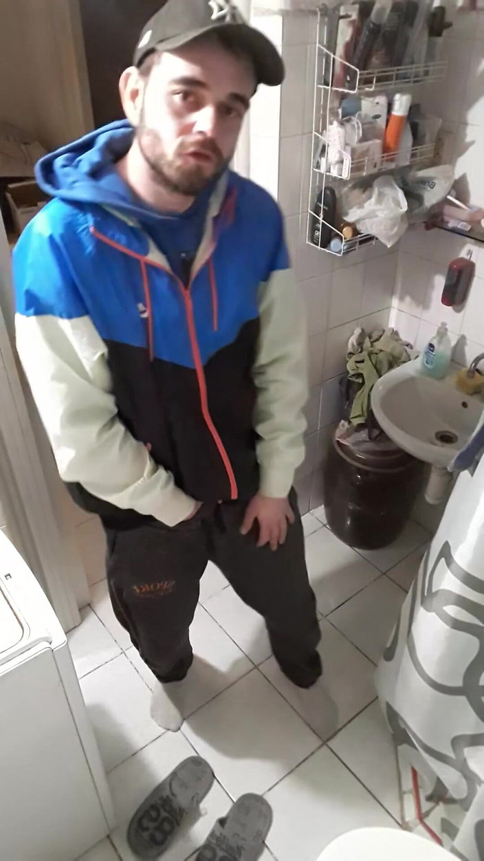 jerkofflover: I Masturbate in Bathroom My Ex-boyfriend