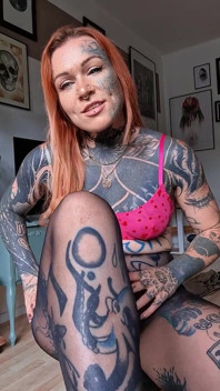 Nylon Bitch