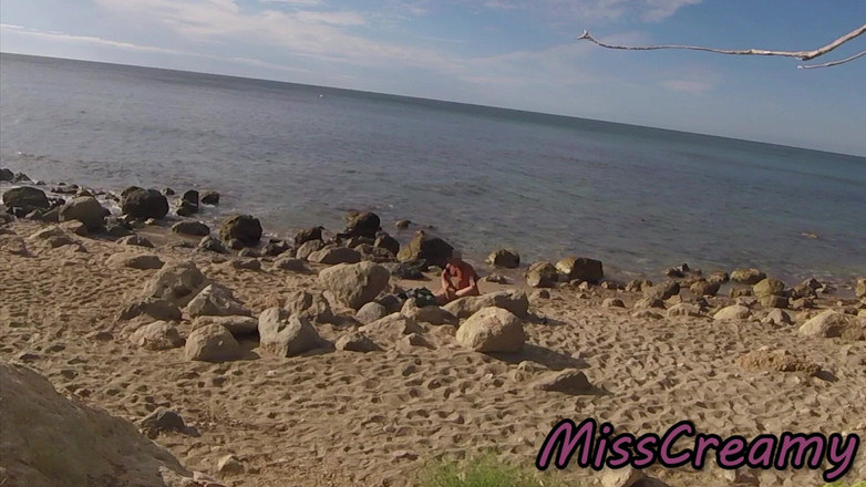 Miss Creamy: Gli Sconosciuti Hanno Sorpreso Mia Moglie a Toccarsi E Scopare...