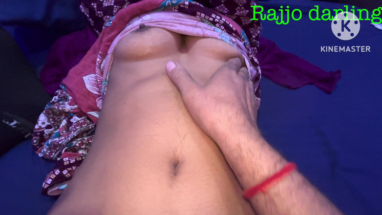 Rajjo darling: Indische stiefzus Ki kleine maagdelijke kut