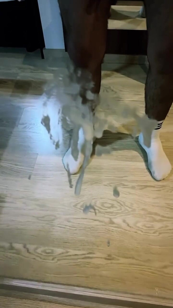 Housebeard: Garçon solo 24