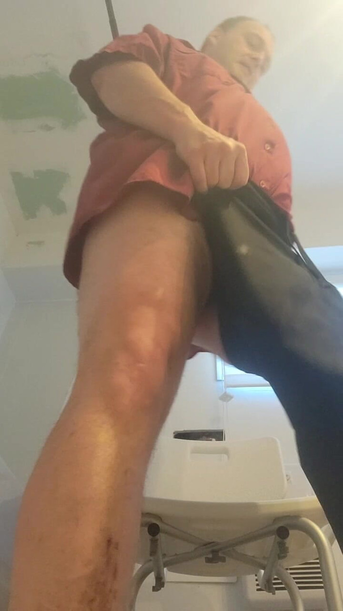 Caressonnous: Cam4のライブシャワー