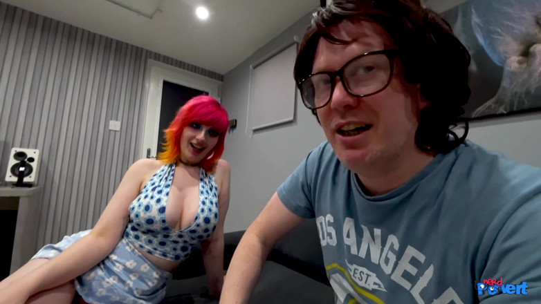 Nerd Pervert: Marie and Ellie Eastleigh Taking on 2 Nerd Cocks