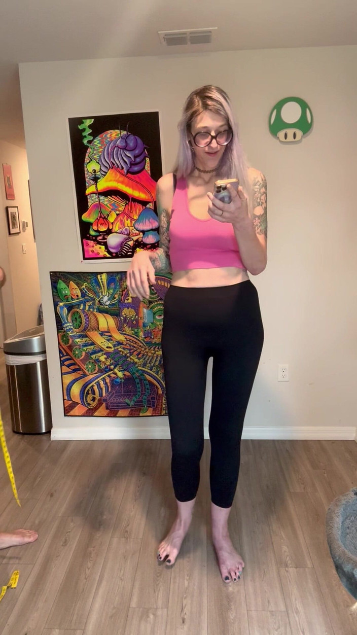 Peppermint Giantess: Měření celého těla 67 bohyně