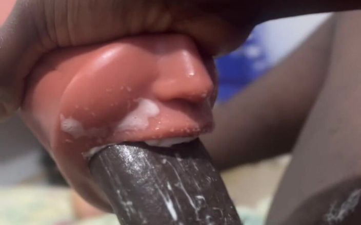 Bbc-godaddy: Bbc mập mạp đút sâu vào cổ họng sextoy như một...