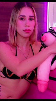 Beautiful Girl Sex Addict Tests Her Toy with Her Lover