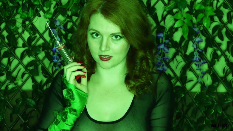 Haylee Love: Poison Ivy makes Robin her slave part 2