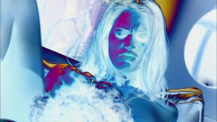 Cryptostudios: 핫한 문신을 한 남자에게 작은 보지를 핥고 따먹히는 화려한 십대