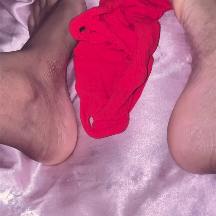 Emilycreams1: Prsty ve sprše a posteli