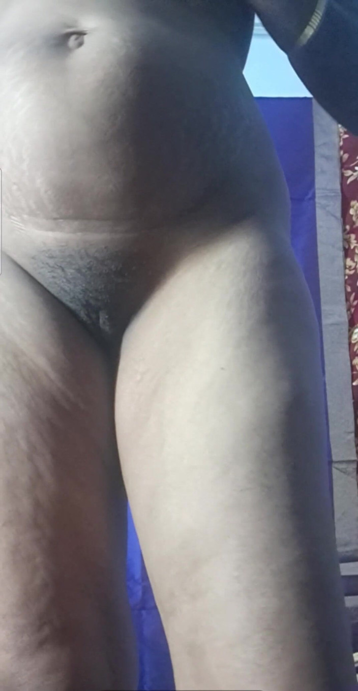 Jayaselvi: Une tatie indienne du village tamoul fait un appel vidéo à...