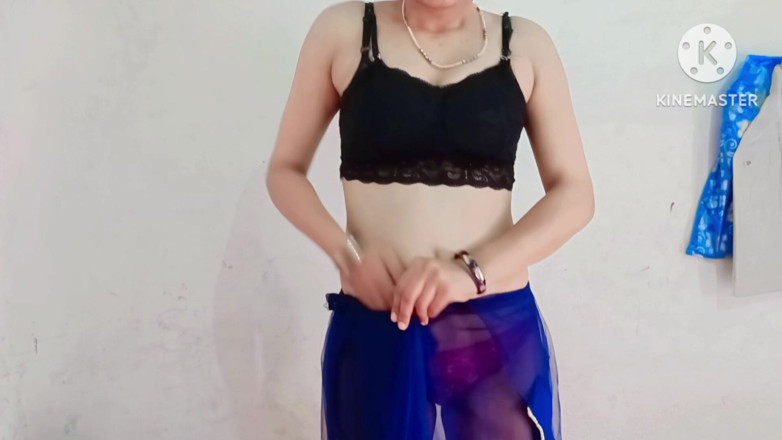 Ankurpriya000: Heißes bhabhi beim offenen baden, als stiefbruder erwischt wurde, wie...