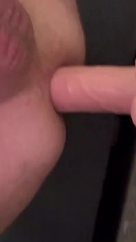 Dildo Pissing, Cumming