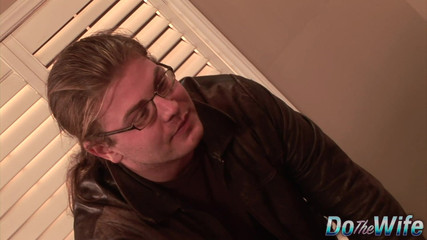 Porn Gutter: Blonďatá manželka ošukaná