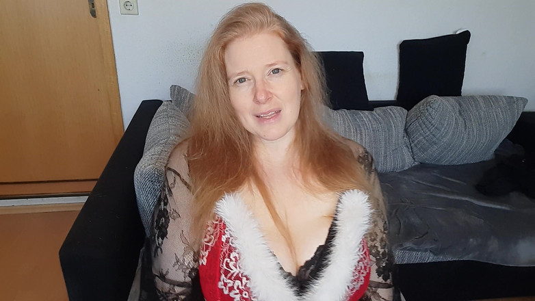 Curly_Dreams: Eyacúlalo Rápido En La Cara De Tu Papá Noel