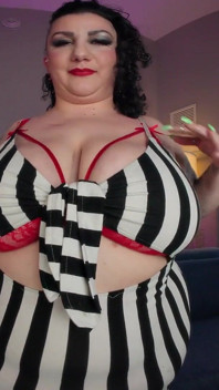 Griminator- You Into Bigger Girls?- 2D Converted From VR