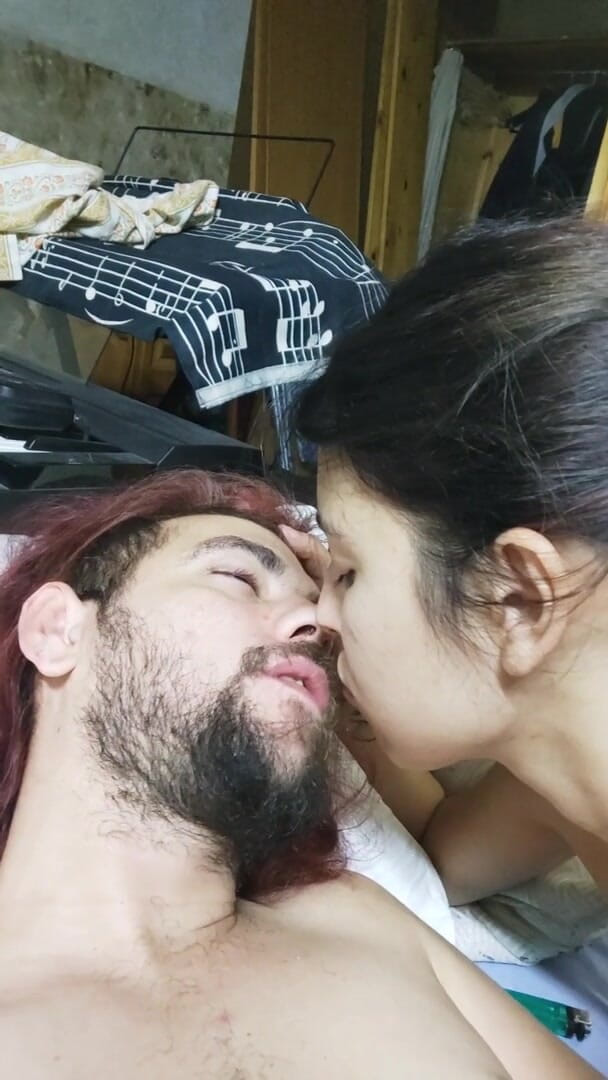 Endemoniados: Lamenor Gets Deepthroat Fucked with Cumshot in Her Precious Mouth