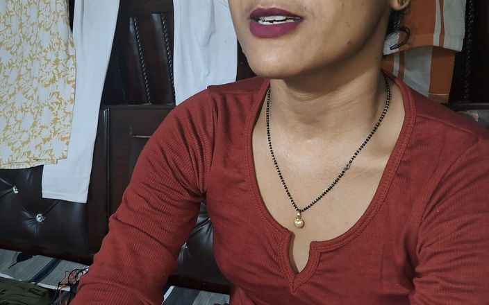 xshika: Une demi-sœur indienne excitée s’enfile une bite mal parce que...