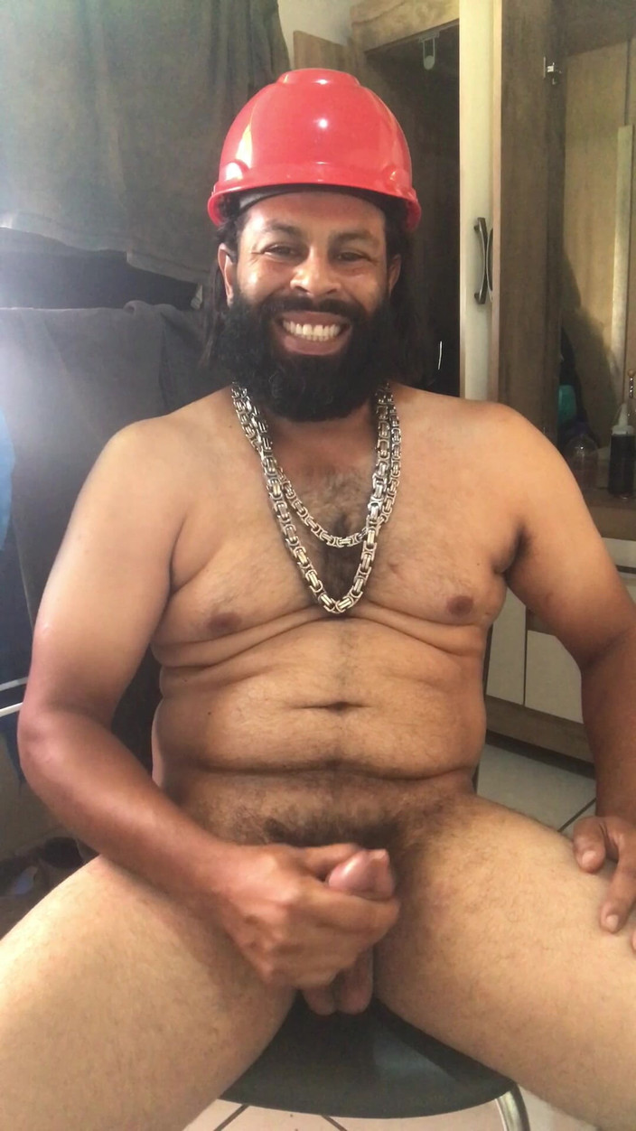 i7Bernard: 헬멧과 네모나.