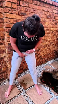 Grosse salope, désespoir de pisse, compilation de mouillage de culotte