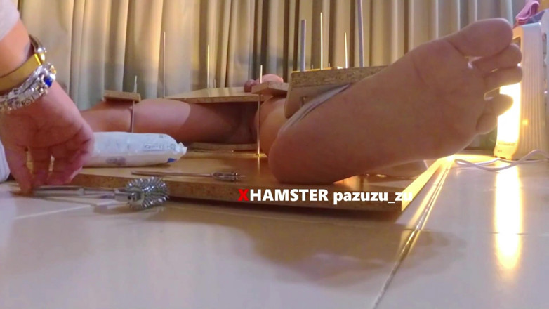 Pazuzu_zu: Dominare feminină cu picioare cu gâdilare și chin + labă cu tachinare +...