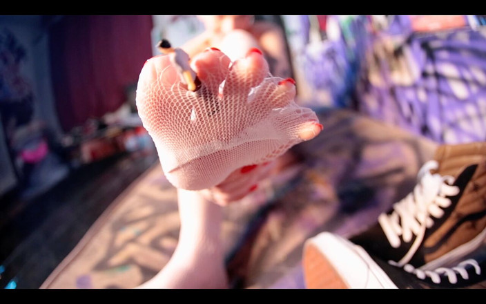 Bia Roman: Jätte dominerar fotslav