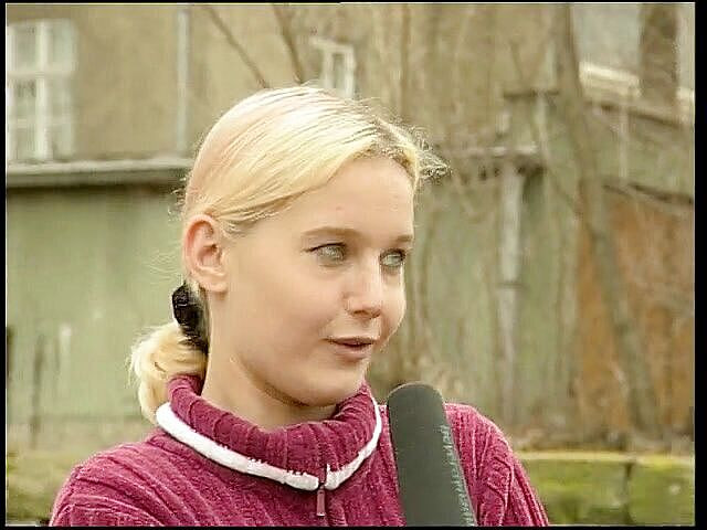 Dirty Teeny: Teen bionda si spoglia al casting vintage