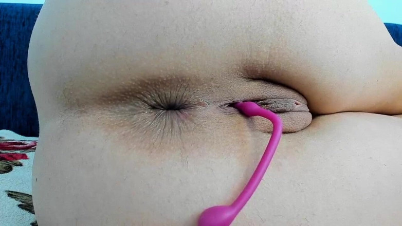 Molly_Hazze: Ngentot mainan anal
