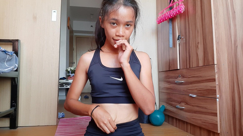 creamberryfairy: Bahagian 2: Selepas Senaman , Orgasme Berpeluh